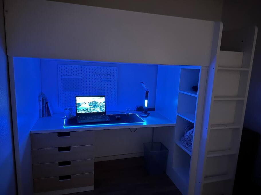 Top 3 Zimmer Appartment Bei Der Schalke Arena, Sport Und Natur Naehe Dortmund Essen Duesseldorf Oberhausen غيلسنكيرشن المظهر الخارجي الصورة